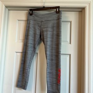 Rogue Gray Leggings Size Large